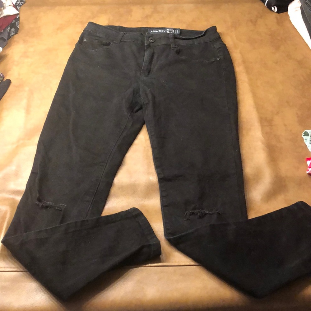 Black Distressed Skinny Jeans
